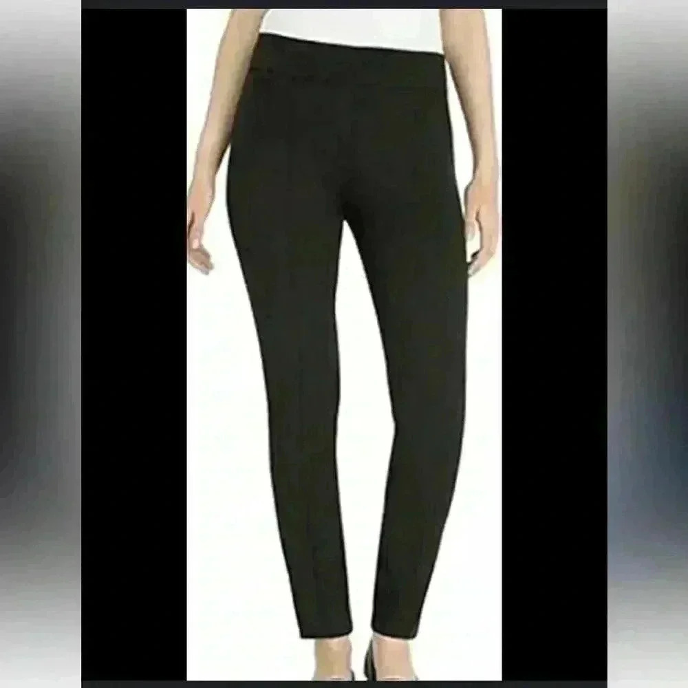 Hilary Raley black pull on pants size 10.